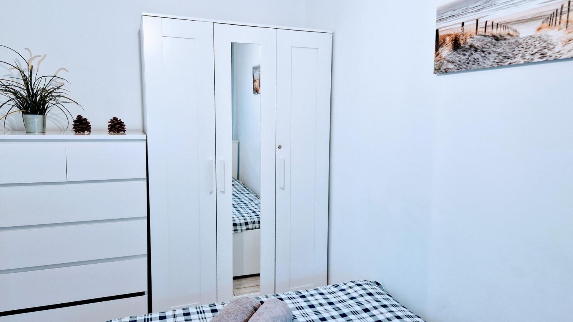 Krolewska Centrum Apartament 4X 华沙 外观 照片